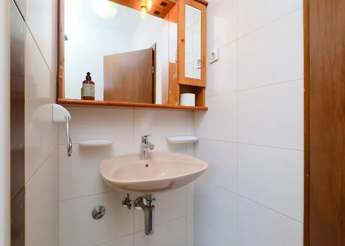 3 Bedroom Pet Friendly In Artatore *