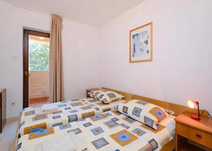 3 Bedroom Pet Friendly In Artatore * Cunski