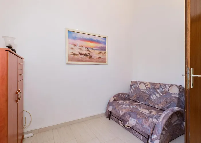 3 Bedroom Pet Friendly In Artatore *