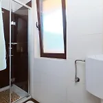 3 Bedroom Stunning In Artatore