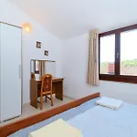 3 Bedroom Stunning In Artatore Apartment Cunski