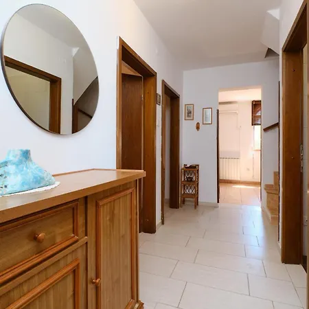 Pet Friendly In Artatore With Wifi * Čunski