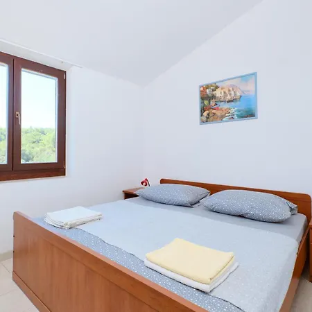 Apartamento Pet Friendly In Artatore With Wifi